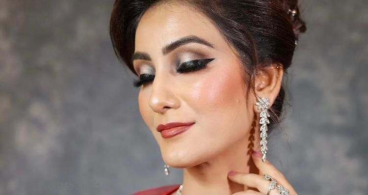 Anuya Makeovers