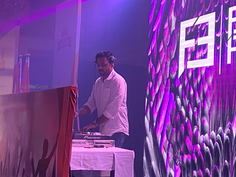 Photo By Feroz Haamid - DJs