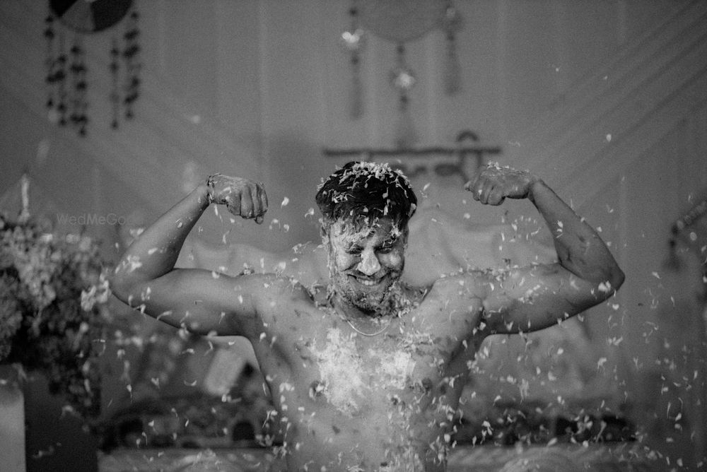 Photo By AKF PRODUCTIONS - Photographers