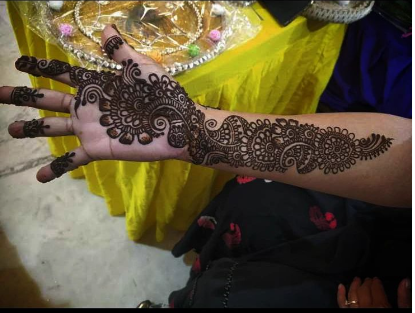 Mehndi Art in lko