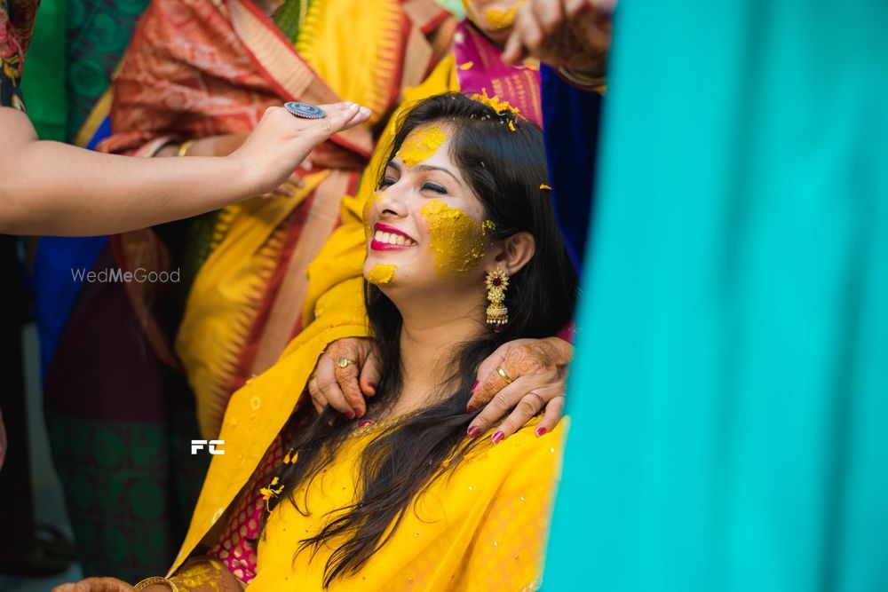 Photo By Frozen in Clicks - Photographers