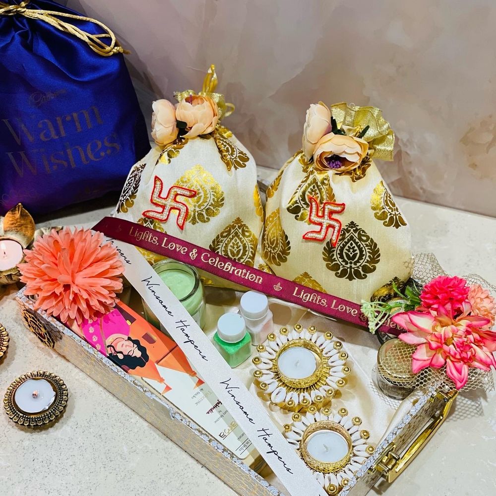 Photo By Winsome Hampers by Garima Modi - Favors