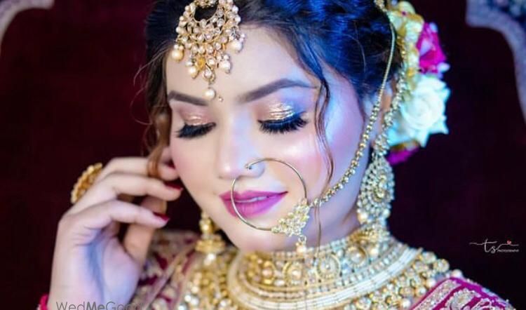 Glam & Glitz by Akriti