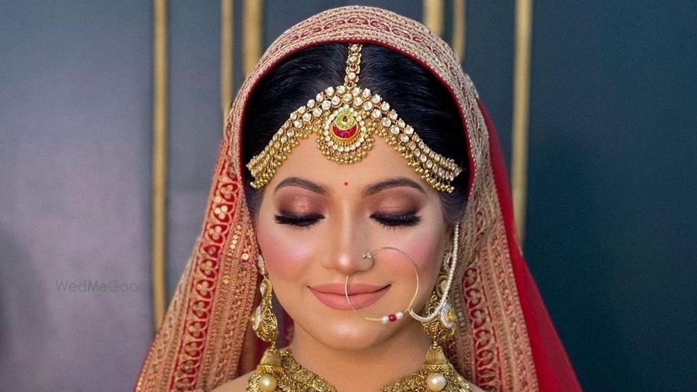 Makeup by AK