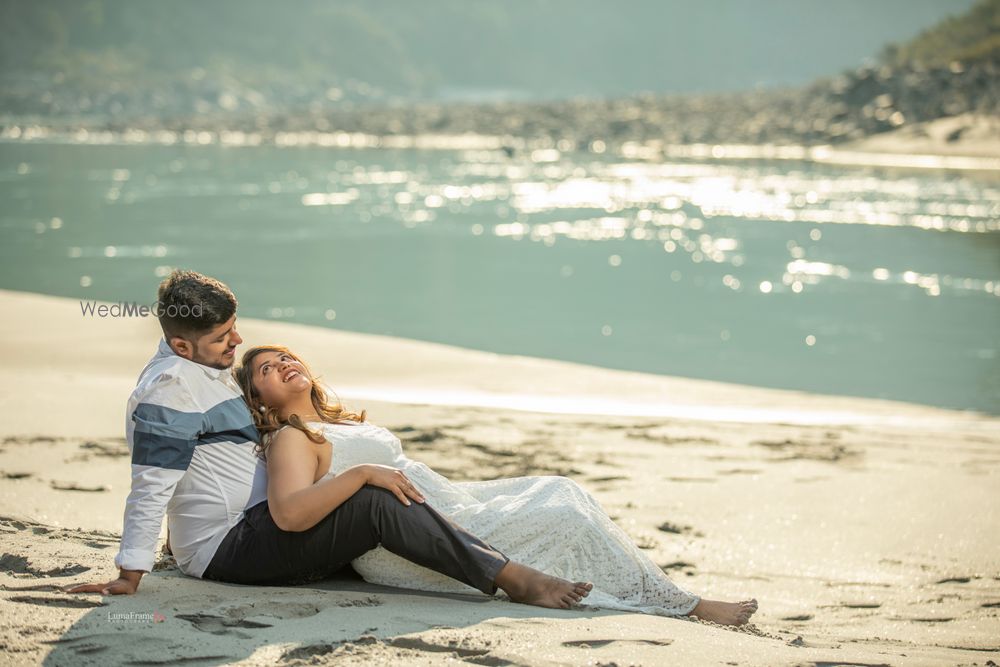 Photo By LumaFrame - Pre Wedding Photographers