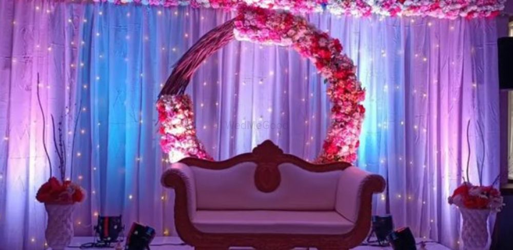 Decor by Dinesh