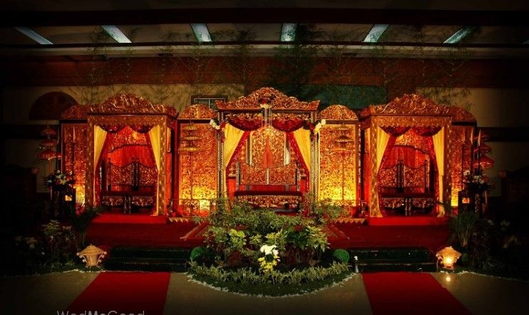 Royal Shadow Events- Decorators