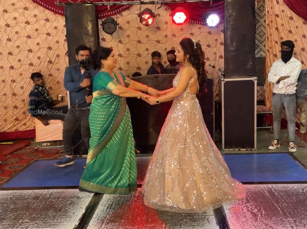 Photo By Chandni Singh Choreography - Sangeet Choreographer