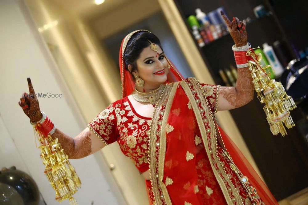 Photo By Poonam Rana Makeovers - Bridal Makeup