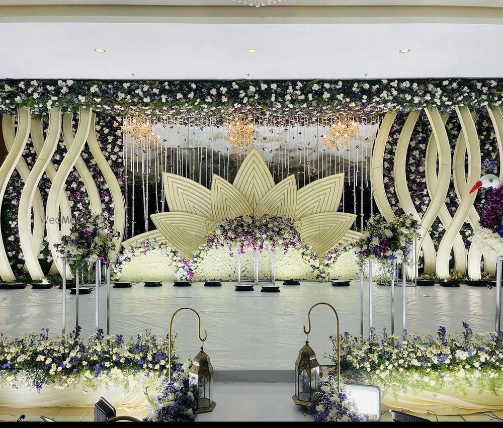 Photo By Sai Balaji Flower Decoration & Event Planner - Decorators