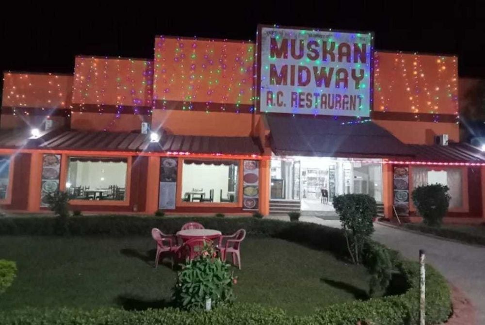 Hotel Muskan Midway
