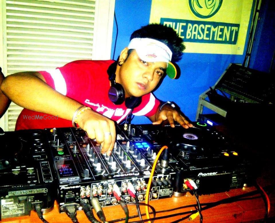 DJ Navneet