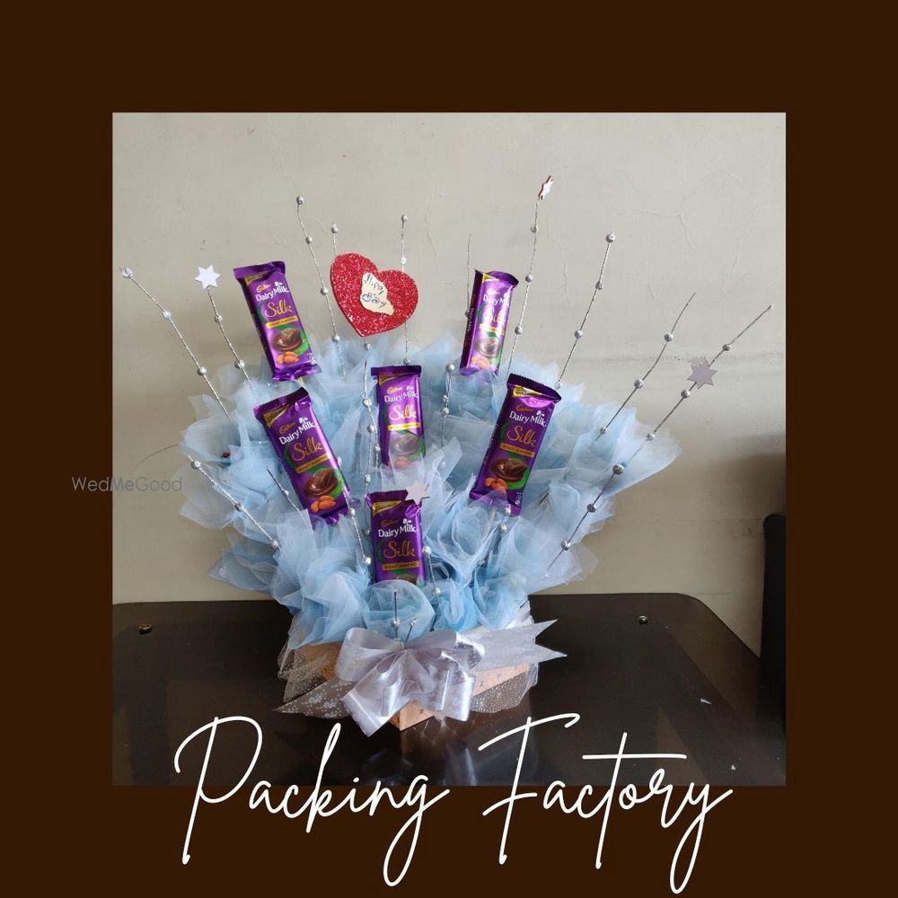 Photo By Packing Factory  - Trousseau Packers