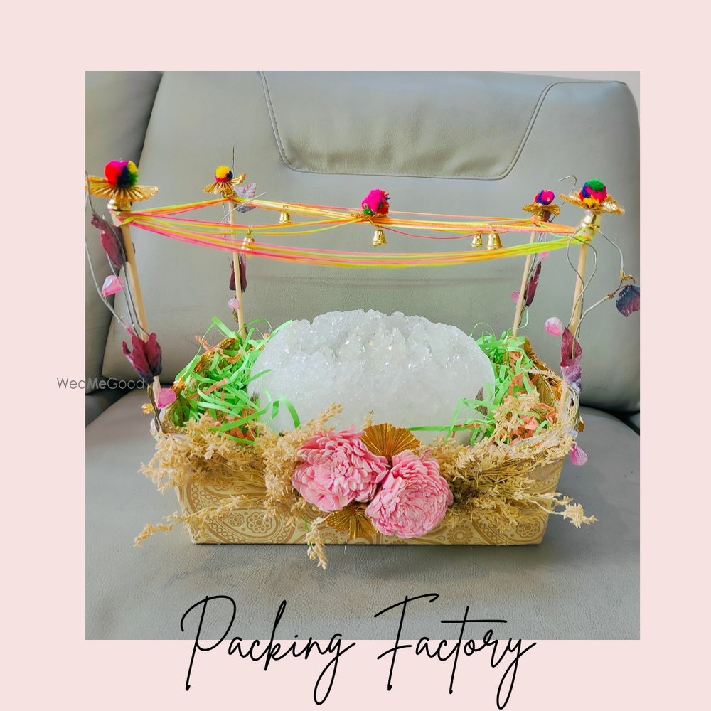 Photo By Packing Factory  - Trousseau Packers