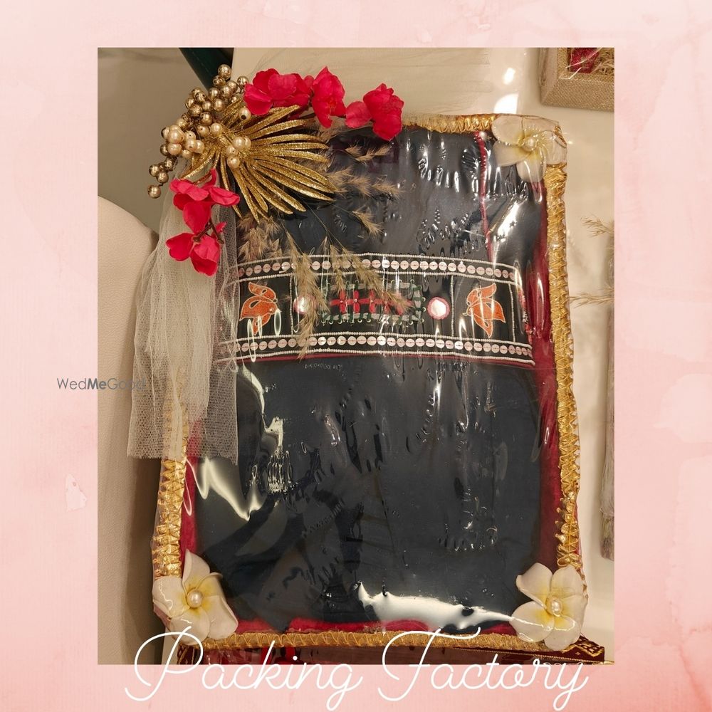 Photo By Packing Factory  - Trousseau Packers