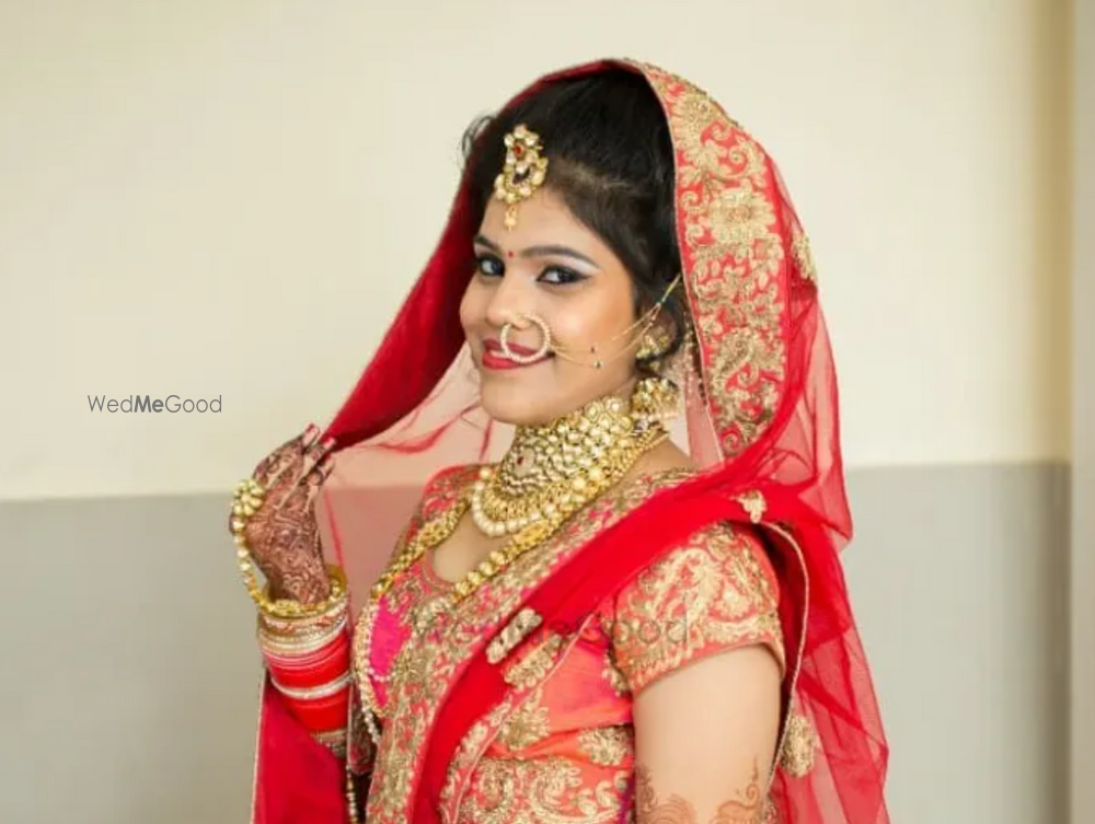 Pooja Ayare Makeovers