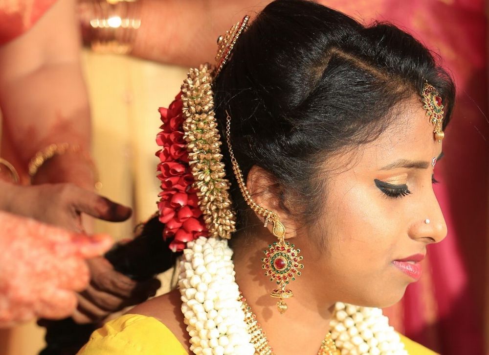 Shrutipa Bridal Makeup Studio 