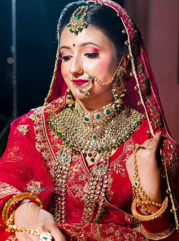 Photo By Makeovers by Komal - Bridal Makeup