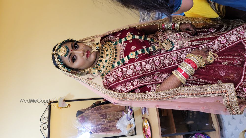 Photo By Makeovers by Komal - Bridal Makeup