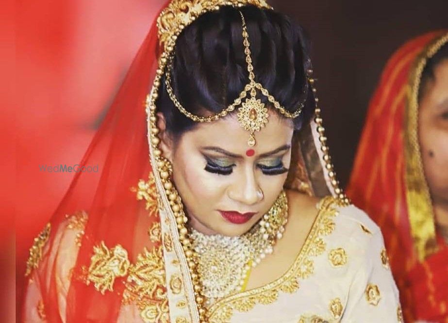 Makeup and hair by Naina Sikka