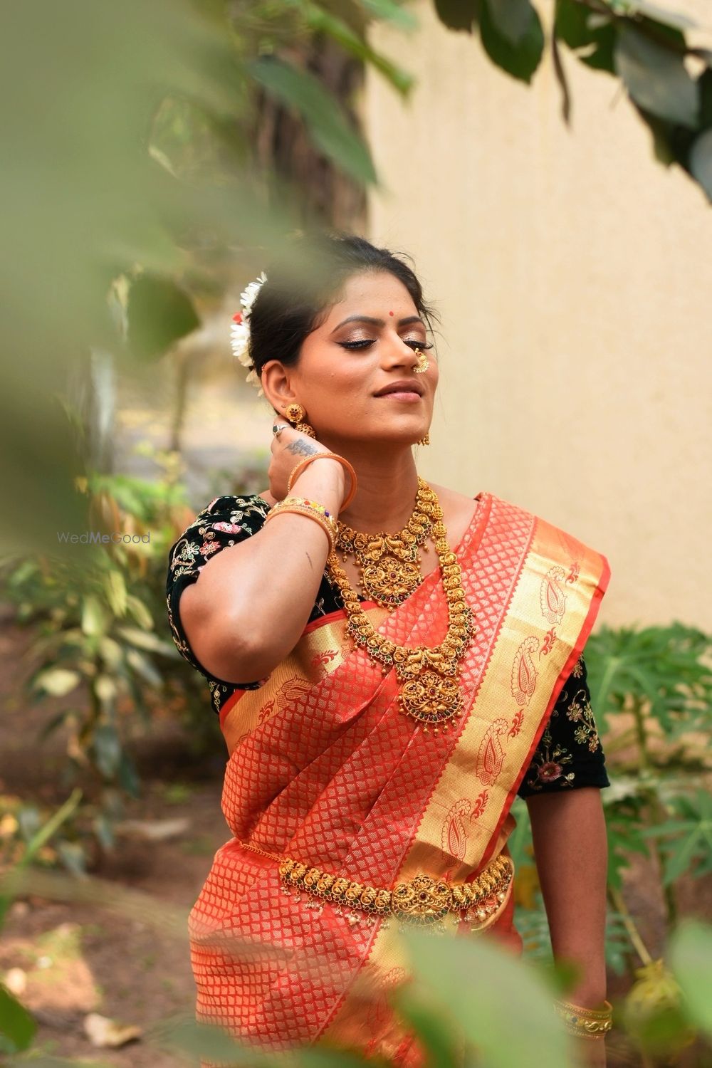 Photo By Vadhumakeup by Prachi - Bridal Makeup Artists