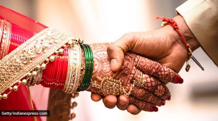 Photo By Shrii Ganesh Jyotish Kendra // Astro Namami - Wedding Pandits 