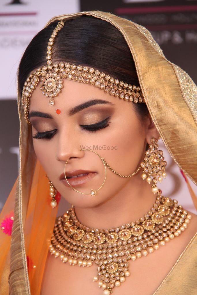 Photo By S & U Tanuja Pro Makeup Artist and Hairstylist - Bridal Makeup
