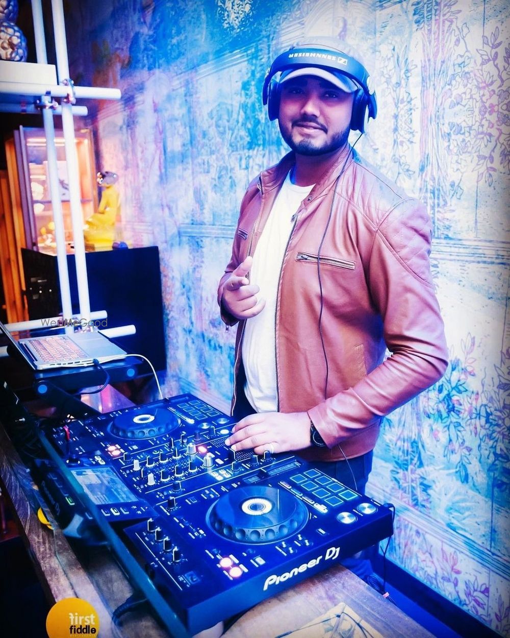 Photo By Deep Singhania - DJs