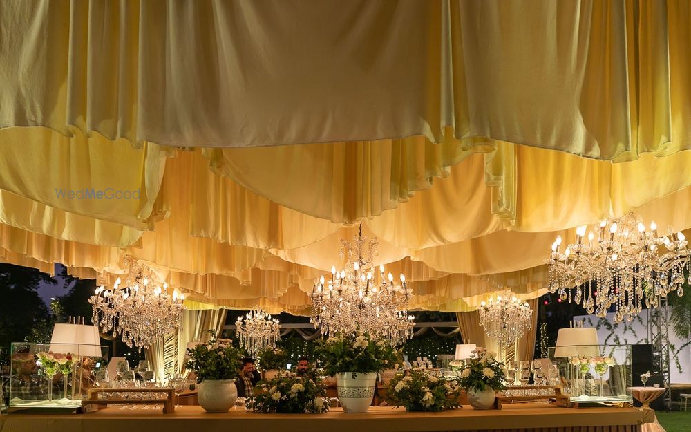 Photo By Tinselle - Decorators