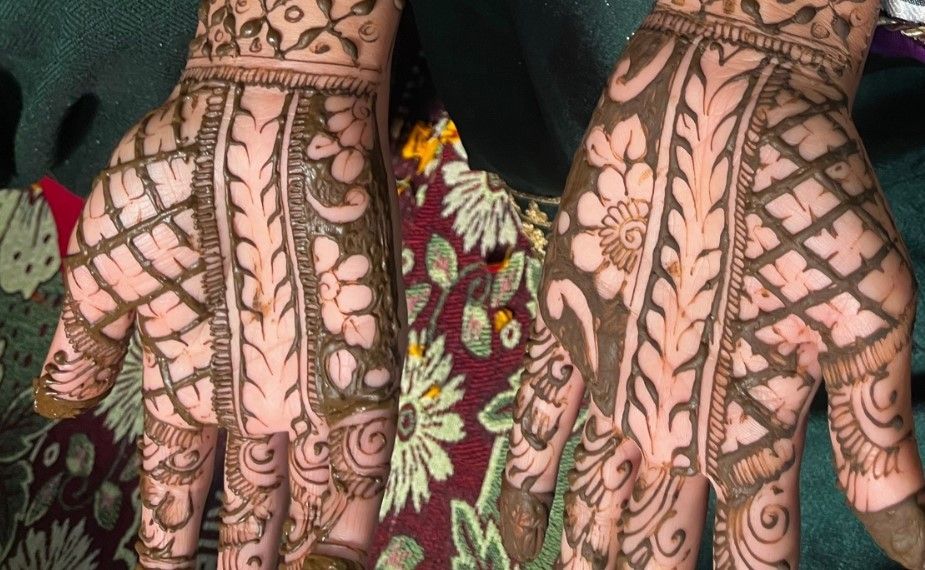 Mehandi Artist Anii