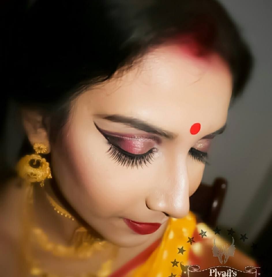 Photo By Piyali's Glamorous World - Bridal Makeup