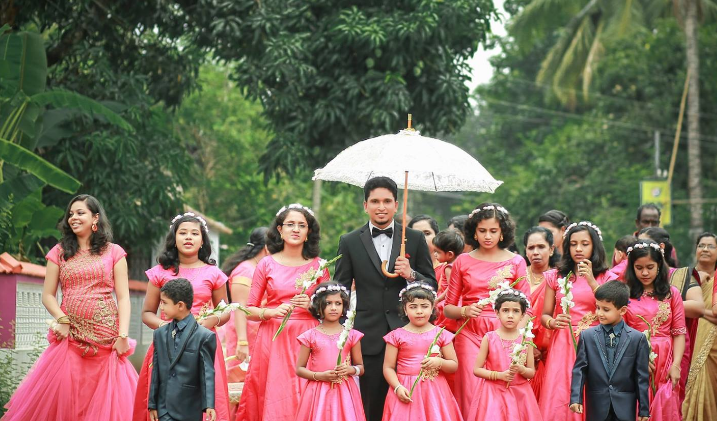 Photo By Laura Wedding Company - Photographers