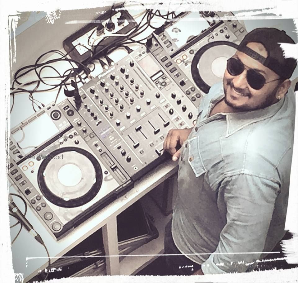 Photo By Dj Sanjay - DJs