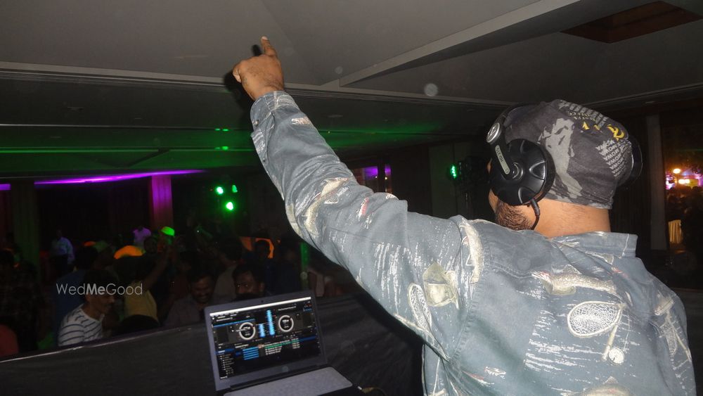 Photo By Dj Sanjay - DJs