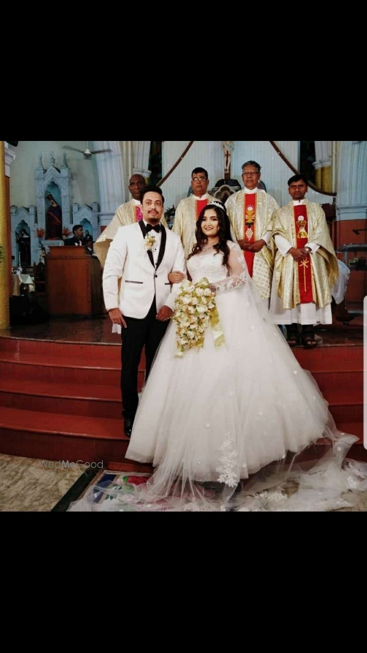 Photo By Kshitija Makeup and hair artistry  - Bridal Makeup Artists