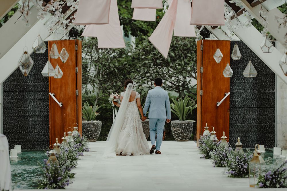 Photo of white wedding details