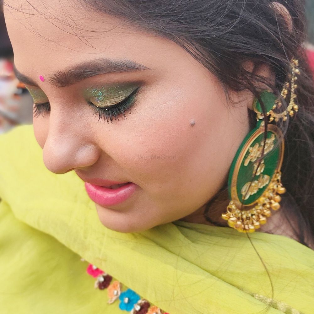 Photo By Makeovers by Ananya - Bridal Makeup