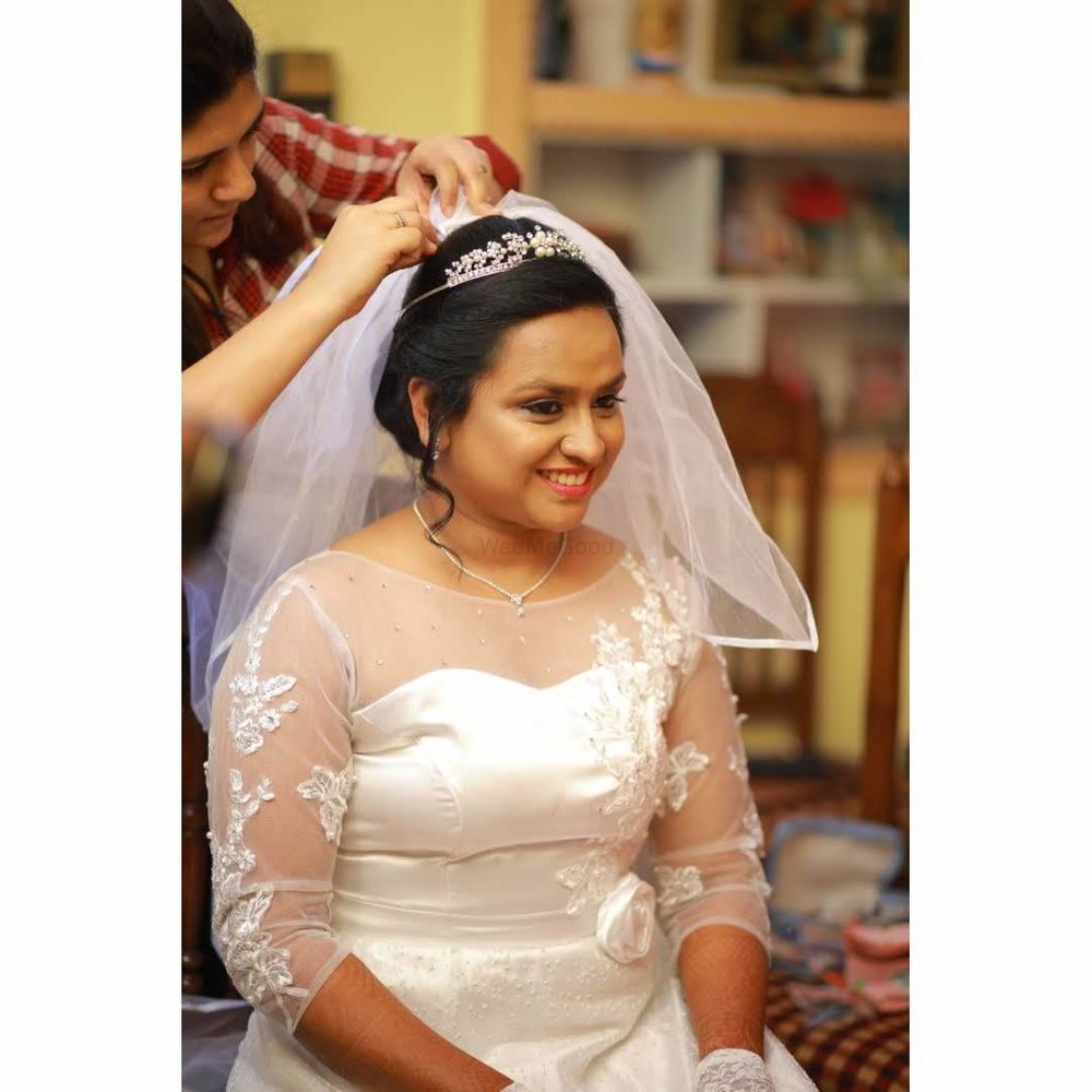 Photo By Makeovers by Ananya - Bridal Makeup