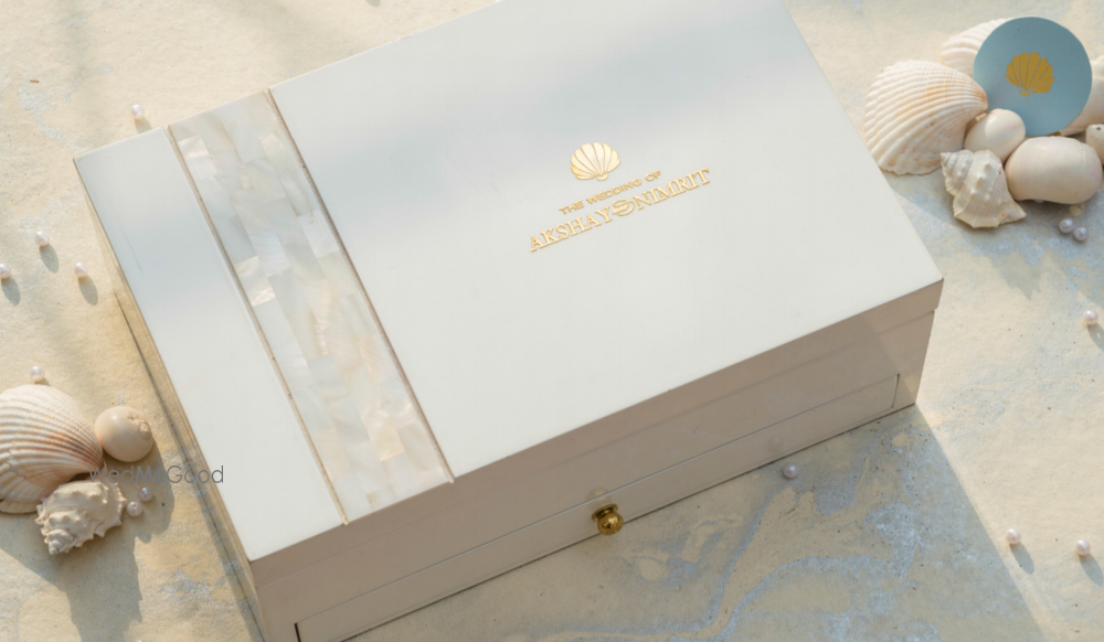 Photo By Studio U (Upahãra) - Invitations