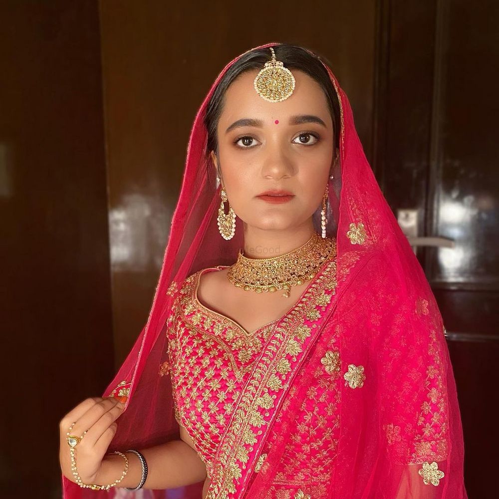 Photo By Rashi Gupta Makeovers - Bridal Makeup