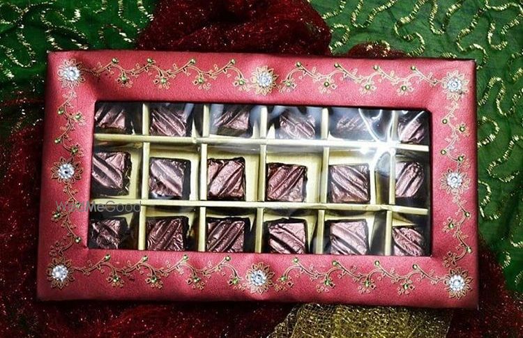 Photo By ElleBelle Chocolates - Favors