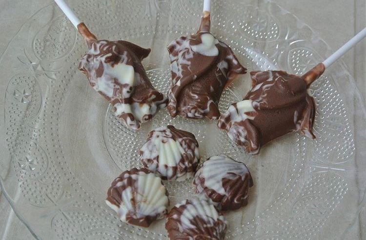 Photo By ElleBelle Chocolates - Favors
