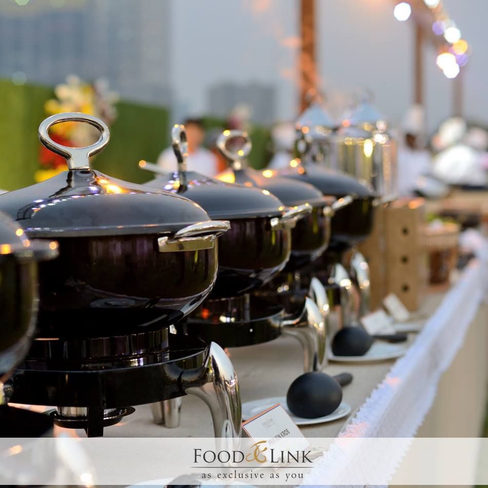 Photo By Foodlink Banquets & Catering - Catering Services