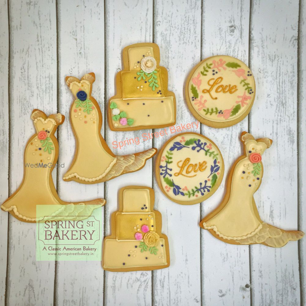 Photo By Spring Street Bakery - Favors