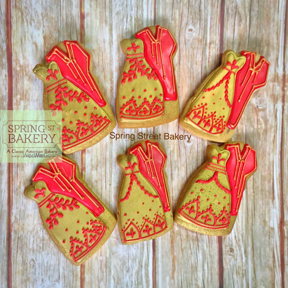 Photo By Spring Street Bakery - Favors