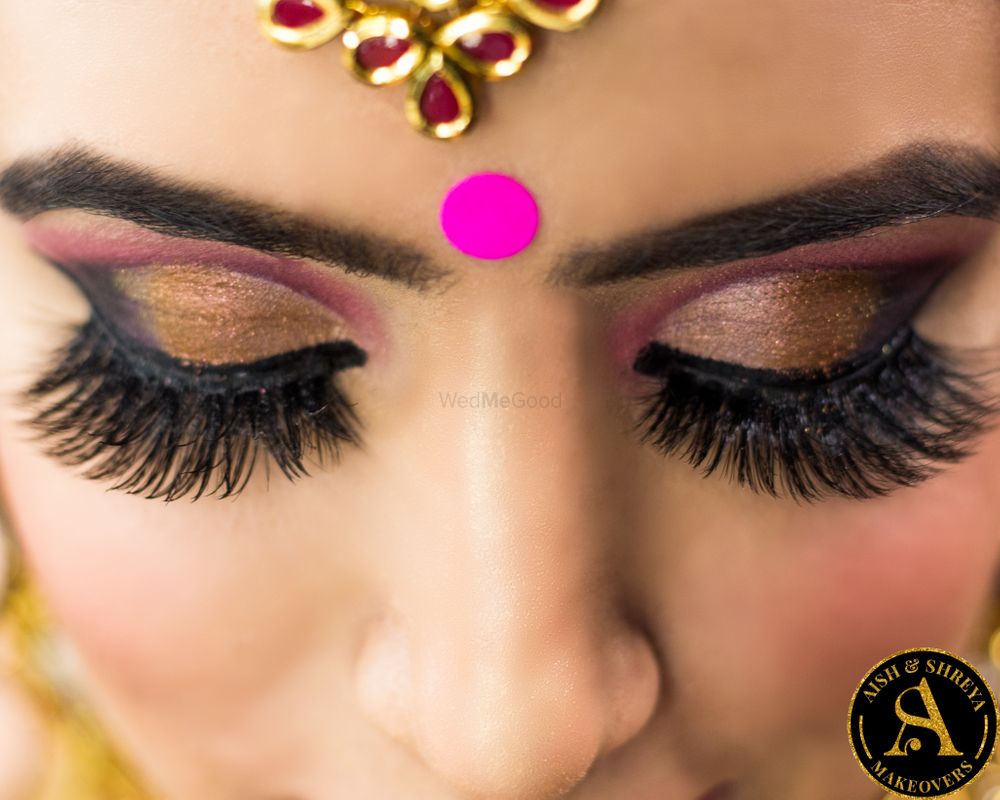 Photo By Aish & Shreya Makeovers - Bridal Makeup