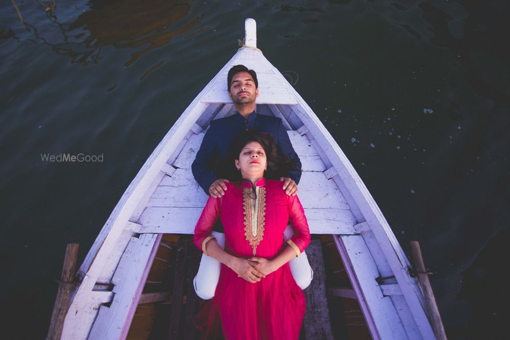 Photo By Waabasta - Photographers