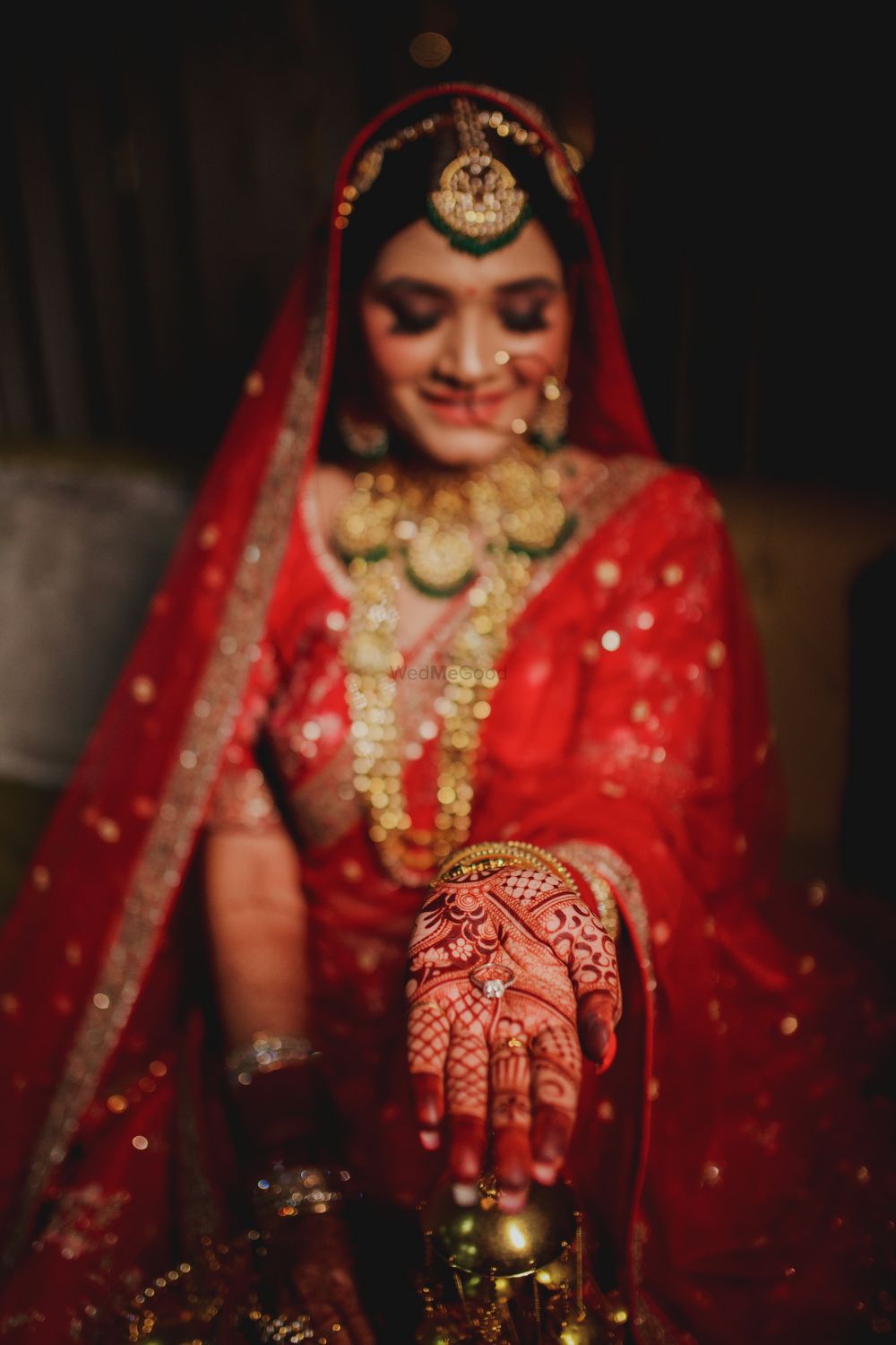 Photo of pretty bridal portrait