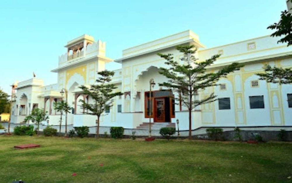 Hukamgarh Palace & Resort