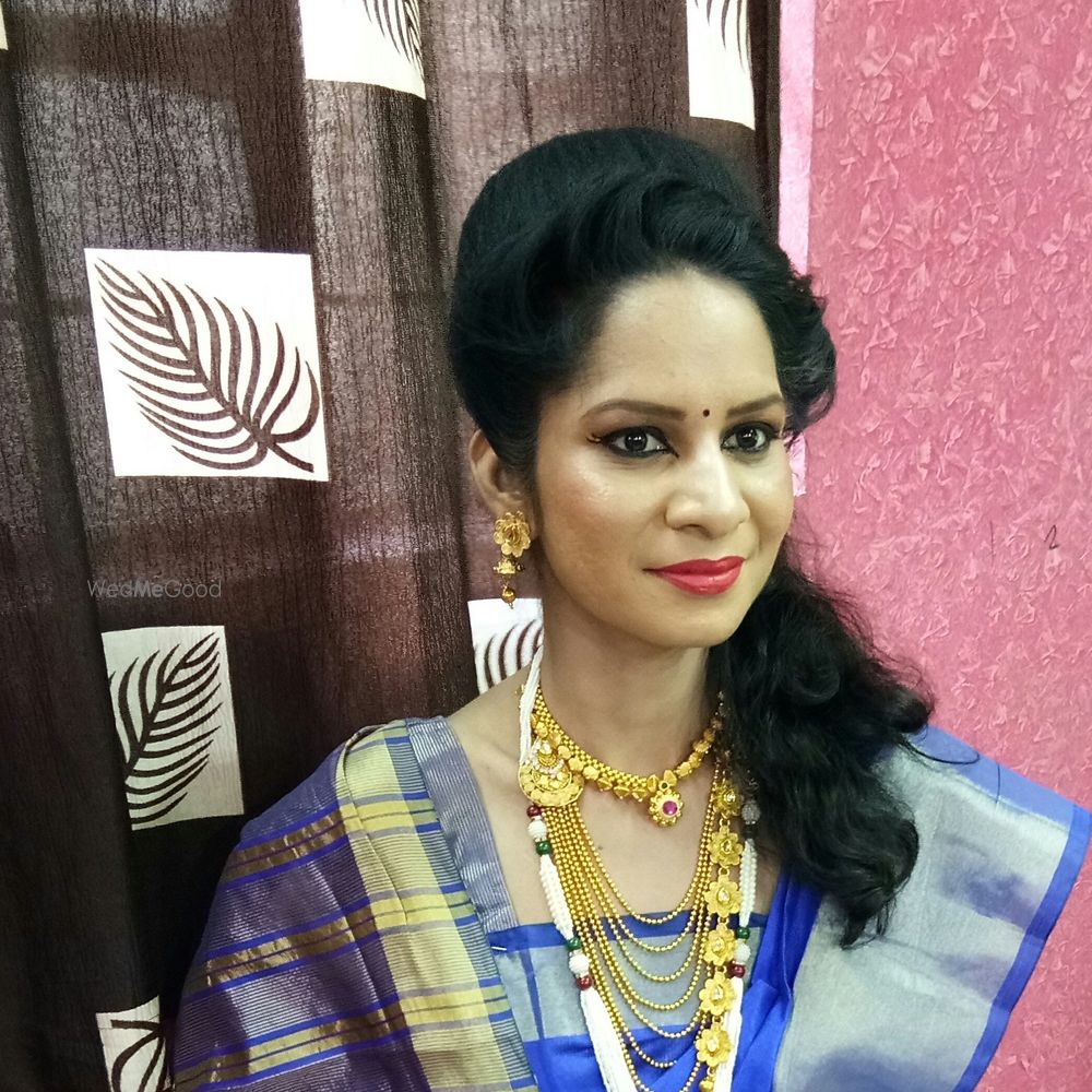 Photo By Lavanya Beauty Services  - Bridal Makeup